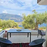 Kotseris Luxury Villas, Jiovanni & Angelina Сивота