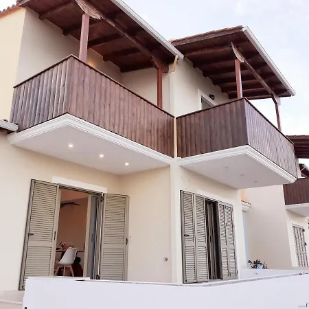 Kotseris Luxury Villas, Jiovanni & Angelina