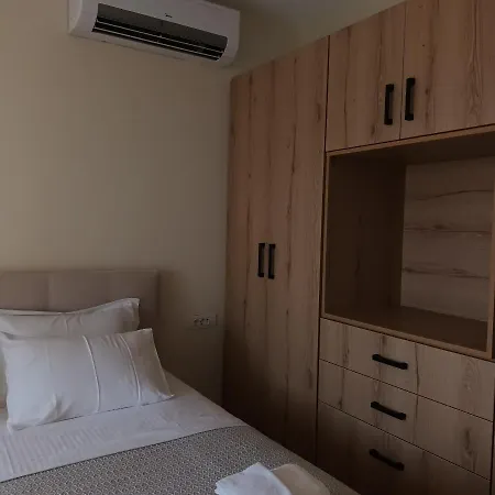 Kotseris Luxury Villas, Jiovanni & Angelina Villa *