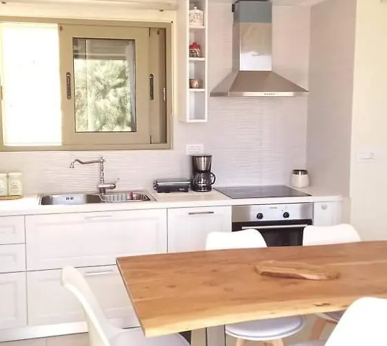 Вилла Kotseris Luxury Villas, Jiovanni & Angelina Сивота